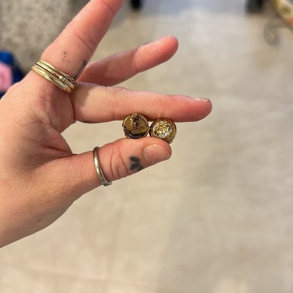 Authentic Versace earrings never worn - Picture 3 of 3